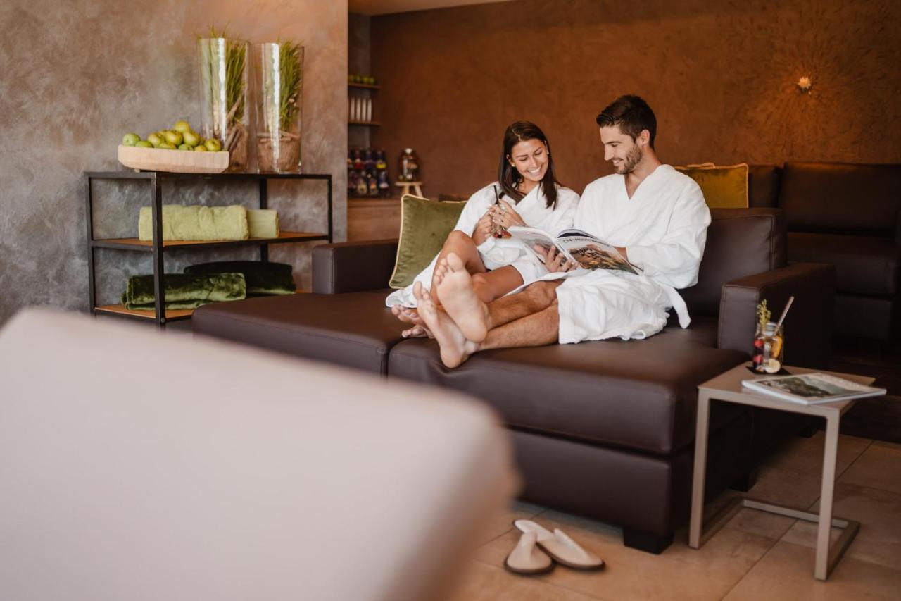 Aktiv Hotel Edelweiss Reschen Exteriör bild