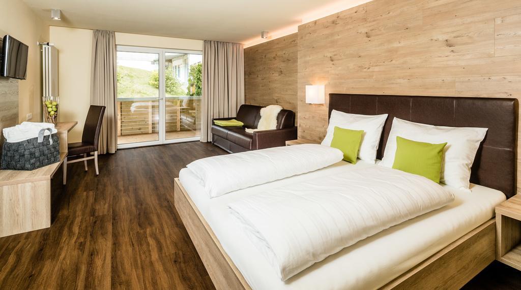 Aktiv Hotel Edelweiss Reschen Rum bild